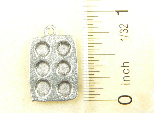 Muffin Tin Charm